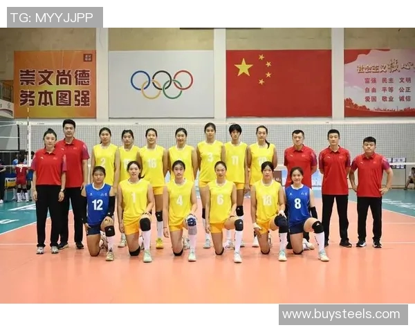 中国女排与足球明星携手共创辉煌展现体育精神与团队力量