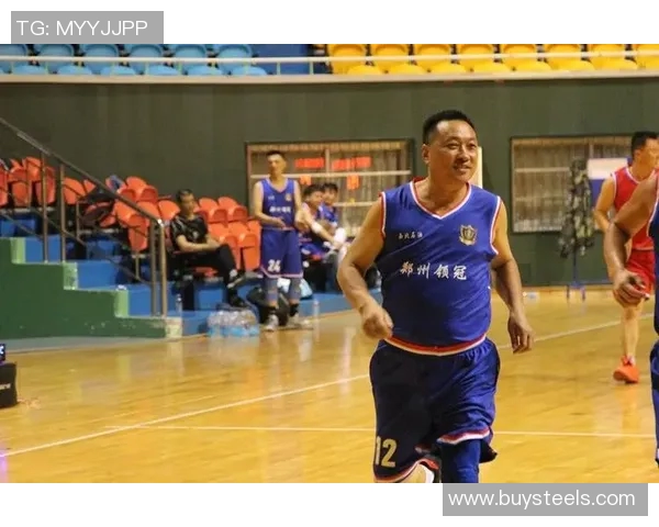 篮球明星布莱克的辉煌历程与场上风采揭秘
